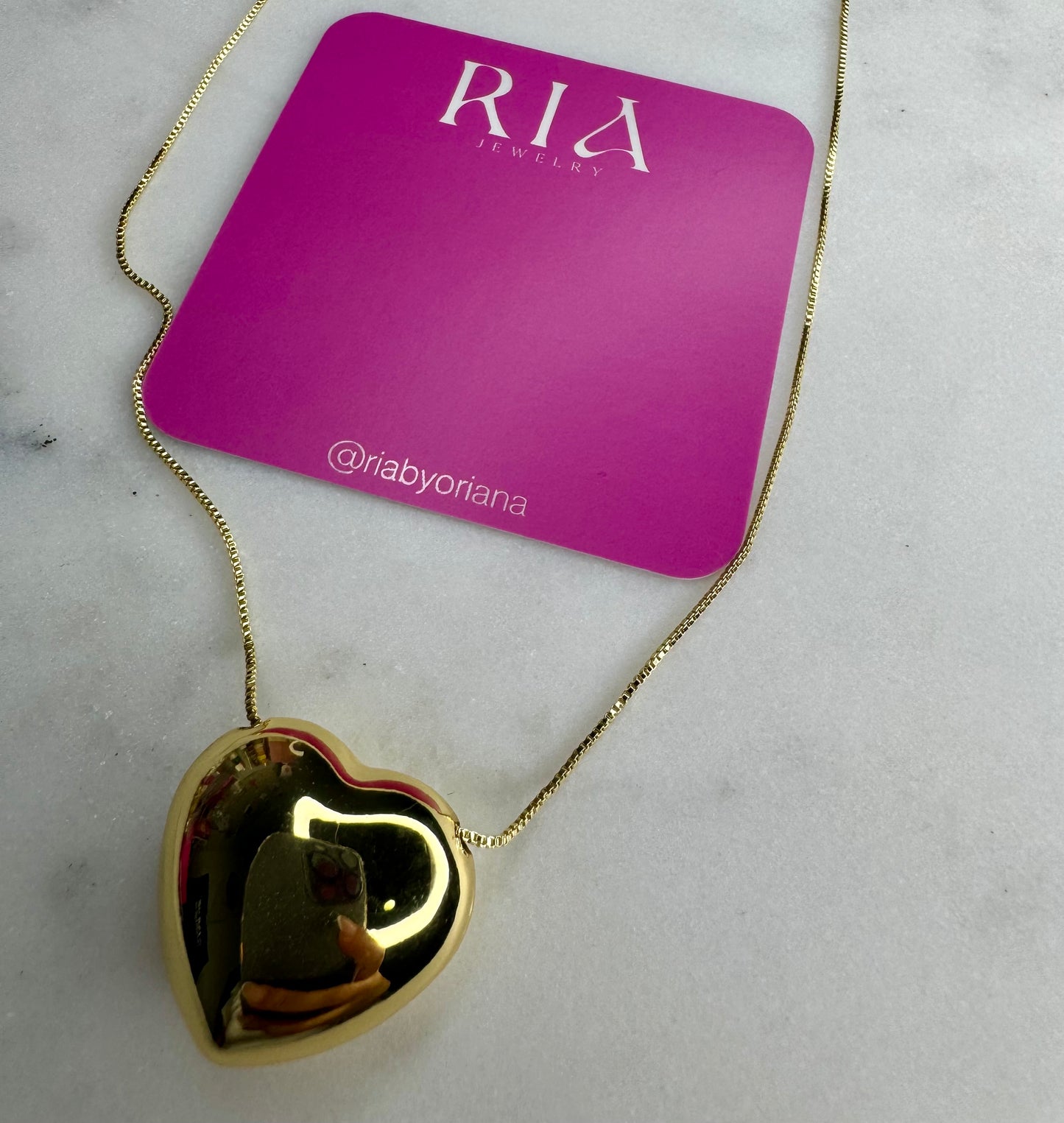 Gold Chunky Pendant Necklace