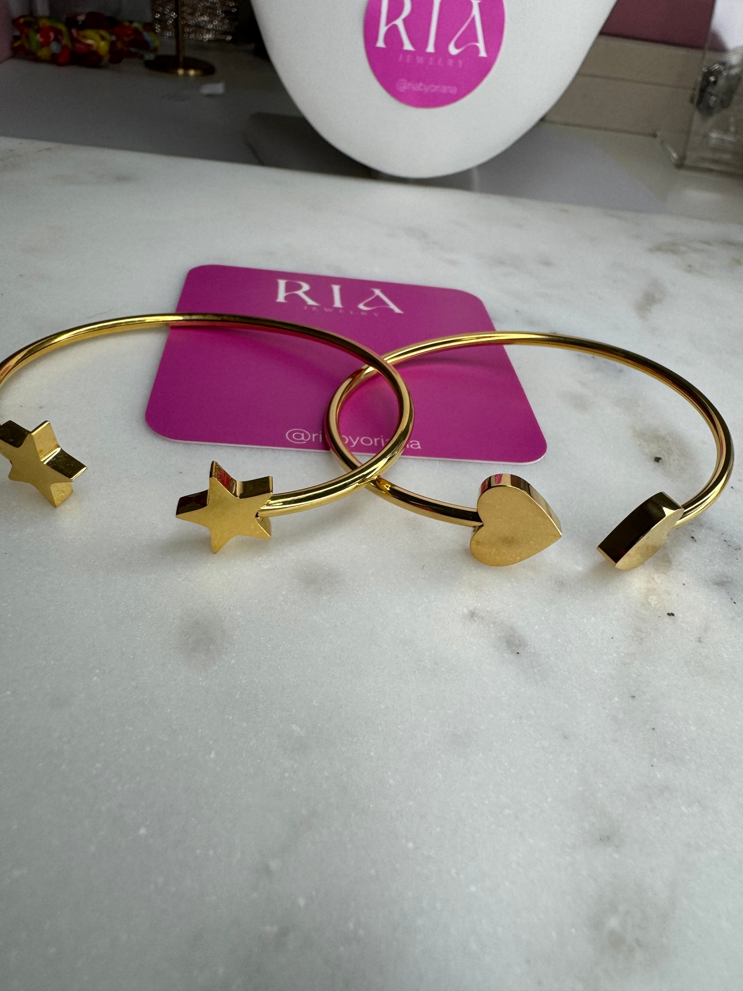 Fine Bangle